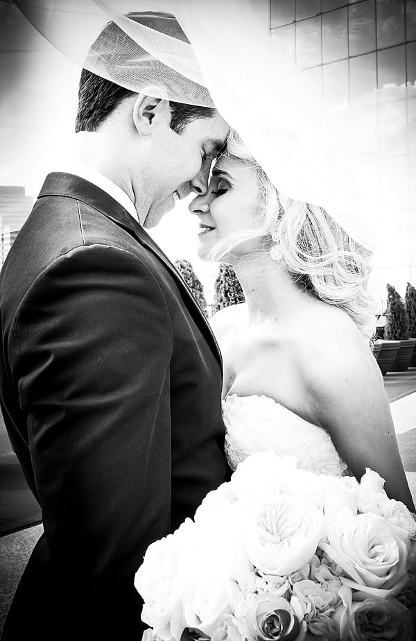 Baltimore Museum of Industry Wedding || TPoz Photography || Charm City Wed || www.charmcitywed.com