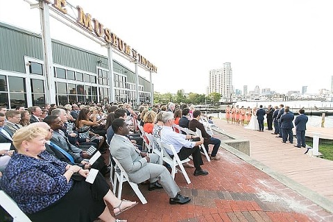 Baltimore Museum of Industry Wedding || TPoz Photography || Charm City Wed || www.charmcitywed.com