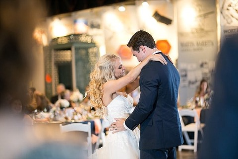 Baltimore Museum of Industry Wedding || TPoz Photography || Charm City Wed || www.charmcitywed.com