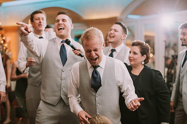 Chesapeake Inn Winter Wedding || Sarah Brookhart Photography || Charm City Wed || www.charmcitywed.com