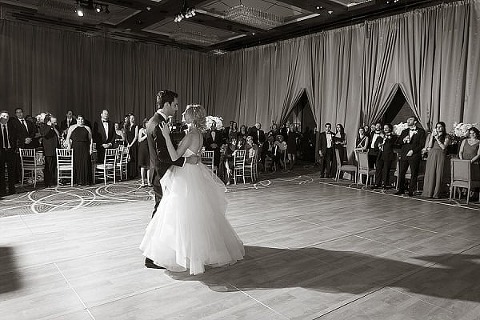 Four Seasons Wedding || Michael Bennett Kress Photography || Charm City Wed || www.charmcitywed.com