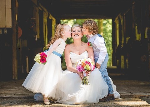 Greendale Farm Wedding || Leah Rhianne Photography || Charm City Wed || www.charmcitywed.com