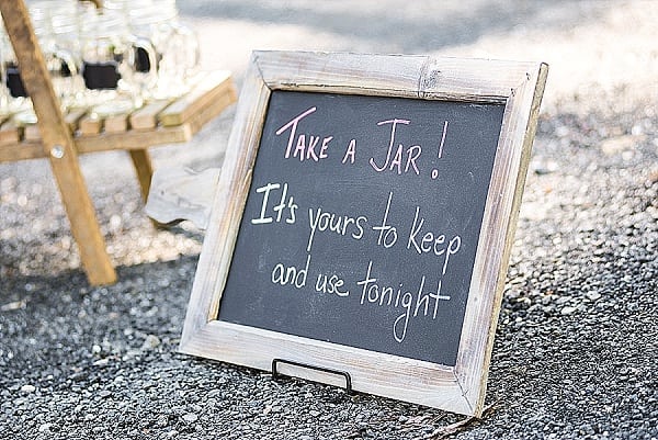 Greendale Farm Wedding || Leah Rhianne Photography || Charm City Wed || www.charmcitywed.com