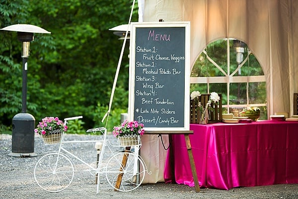 Greendale Farm Wedding || Leah Rhianne Photography || Charm City Wed || www.charmcitywed.com