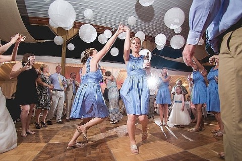 Greendale Farm Wedding || Leah Rhianne Photography || Charm City Wed || www.charmcitywed.com