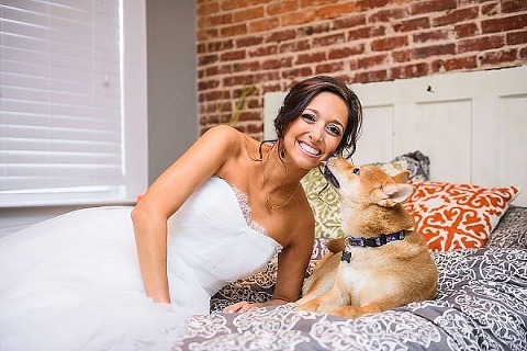Mt Washington Mill Dye House Wedding || Annabelle Dando Photography || Charm City Wed || www.charmcitywed.com