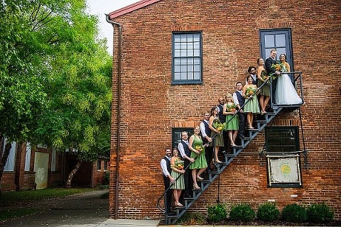 Mt Washington Mill Dye House Wedding || Annabelle Dando Photography || Charm City Wed || www.charmcitywed.com