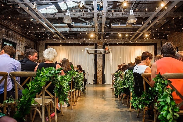 Mt Washington Mill Dye House Wedding || Annabelle Dando Photography || Charm City Wed || www.charmcitywed.com Mt Washington Mill Dye House Wedding || Annabelle Dando Photography || Charm City Wed || www.charmcitywed.com