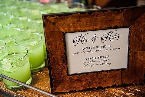 Mt Washington Mill Dye House Wedding || Annabelle Dando Photography || Charm City Wed || www.charmcitywed.com