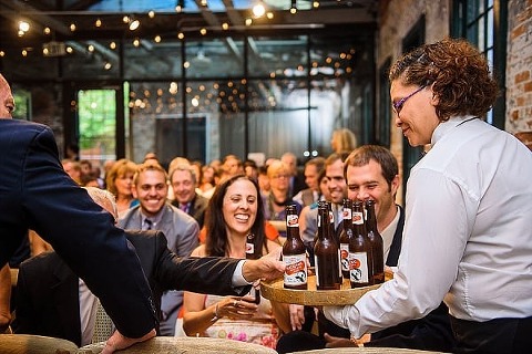 Mt Washington Mill Dye House Wedding || Annabelle Dando Photography || Charm City Wed || www.charmcitywed.com