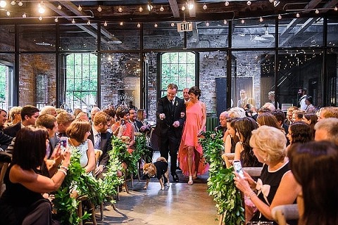 Mt Washington Mill Dye House Wedding || Annabelle Dando Photography || Charm City Wed || www.charmcitywed.com
