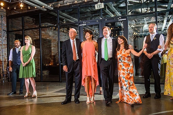 Mt Washington Mill Dye House Wedding || Annabelle Dando Photography || Charm City Wed || www.charmcitywed.com Mt Washington Mill Dye House Wedding || Annabelle Dando Photography || Charm City Wed || www.charmcitywed.com