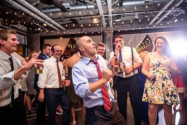 Mt Washington Mill Dye House Wedding || Annabelle Dando Photography || Charm City Wed || www.charmcitywed.com Mt Washington Mill Dye House Wedding || Annabelle Dando Photography || Charm City Wed || www.charmcitywed.com