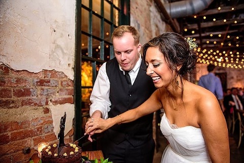Mt Washington Mill Dye House Wedding || Annabelle Dando Photography || Charm City Wed || www.charmcitywed.com