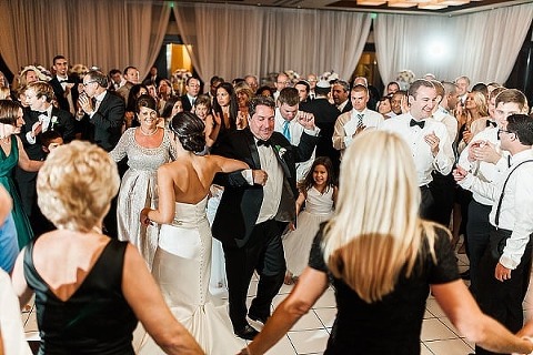 Westin Annapolis Wedding || Kirsten Marie Photography || Charm City Wed || www.charmcitywed.com