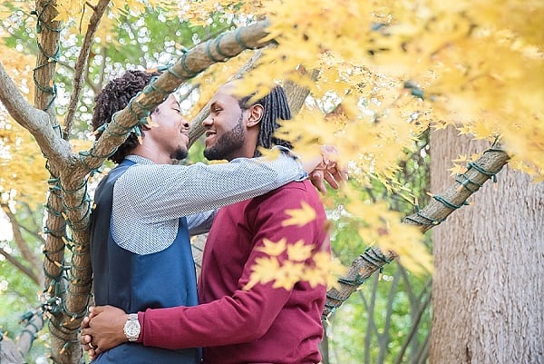 Brookside Gardens Engagement Session || Ashley Marie Photography || Charm City Wed || www.charmcitywed.com