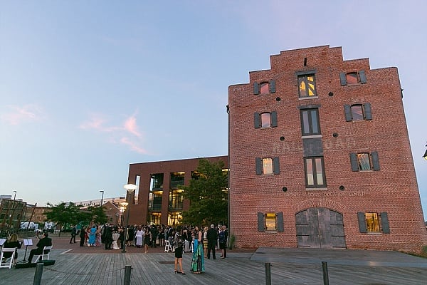 Fredrick Douglas Maritime Museum Wedding || tPoz Photography || Charm City Wed || www.charmcitywed.com