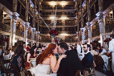 Peabody Wedding in Baltimore, MD || Sarah Culver Photography || Charm City Wed || www.charmcitywed.com