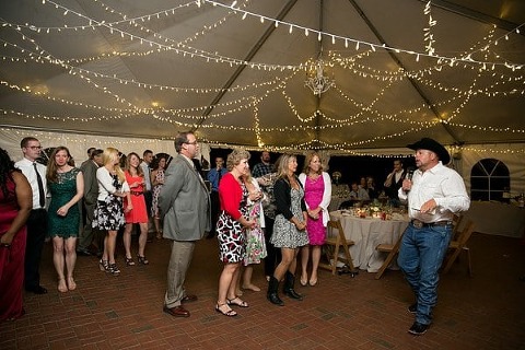 Swan Harbor Farm Wedding || Borrowed Blue Photography || Charm City Wed || www.charmcitywed.com