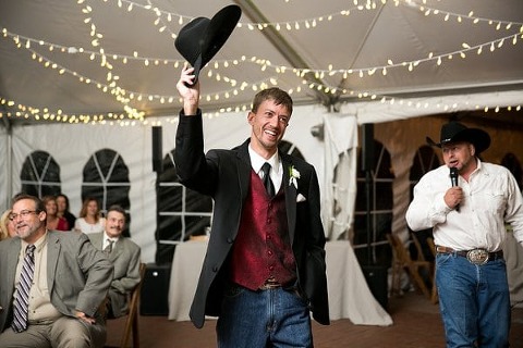 Swan Harbor Farm Wedding || Borrowed Blue Photography || Charm City Wed || www.charmcitywed.com