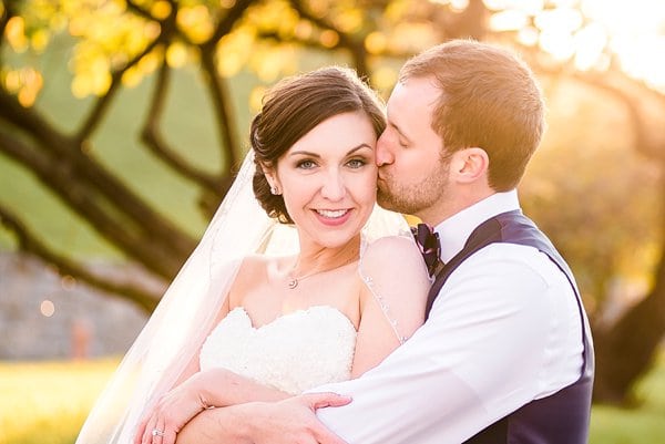 Winter AVAM Wedding || Leah Rhianne Photography || Charm City Wed || www.charmcitywed.com Winter AVAM Wedding || Leah Rhianne Photography || Charm City Wed || www.charmcitywed.com