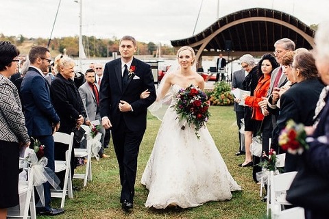 Chesapeake City Wedding || Dani Leigh Photography || Charm City Wed || www.charmcitywed.com