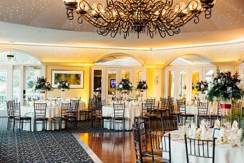 Chesapeake City Wedding || Dani Leigh Photography || Charm City Wed || www.charmcitywed.com