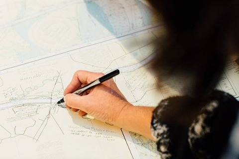 Chesapeake City Wedding || Dani Leigh Photography || Charm City Wed || www.charmcitywed.com