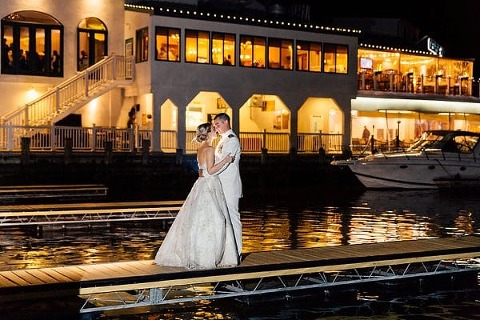 Chesapeake City Wedding || Dani Leigh Photography || Charm City Wed || www.charmcitywed.com