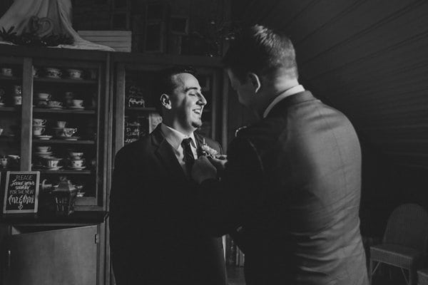 Flora Corner Farm Wedding || L.A. Birdie Photography || Charm City Wed || www.charmcitywed.com