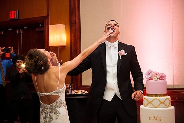 Baltimore Hyatt Regency Wedding || Kathleen Hertel Photography || Charm City Wed || www.charmcitywed.com Baltimore Hyatt Regency Wedding || Kathleen Hertel Photography || Charm City Wed || www.charmcitywed.com