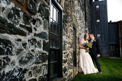 Mt Washington Mill Dye House Wedding || Ashley Michelle Photography || Charm City Wed || www.charmcitywed.com