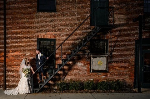 Mt Washington Mill Dye House Wedding || Ashley Michelle Photography || Charm City Wed || www.charmcitywed.com