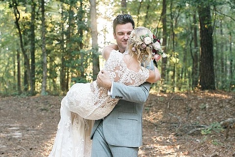 Pocomoke State Park DIY Wedding || Joy Michelle Photography || Charm City Wed || www.charmcitywed.com