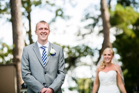 Running Hare Vineyards Wedding || Emily Chastain Photography || Charm City Wed || www.charmcitywed.com