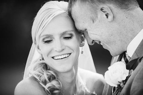 Running Hare Vineyards Wedding || Emily Chastain Photography || Charm City Wed || www.charmcitywed.com