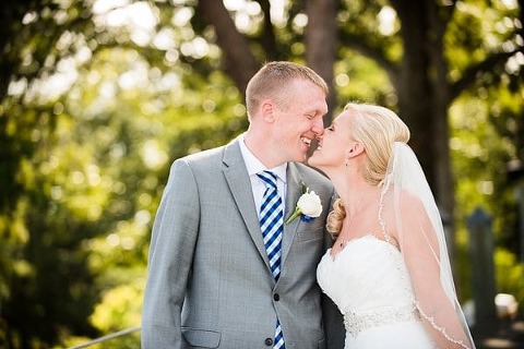 Running Hare Vineyards Wedding || Emily Chastain Photography || Charm City Wed || www.charmcitywed.com