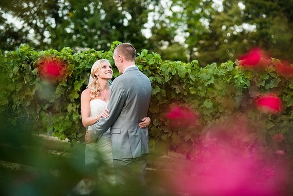 Running Hare Vineyards Wedding || Emily Chastain Photography || Charm City Wed || www.charmcitywed.com