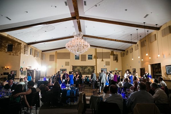 Running Hare Vineyards Wedding || Emily Chastain Photography || Charm City Wed || www.charmcitywed.com