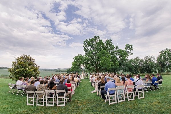 Walkers Overlook Wedding || Leah Rhianne Photography || Charm City Wed || www.charmcitywed.com