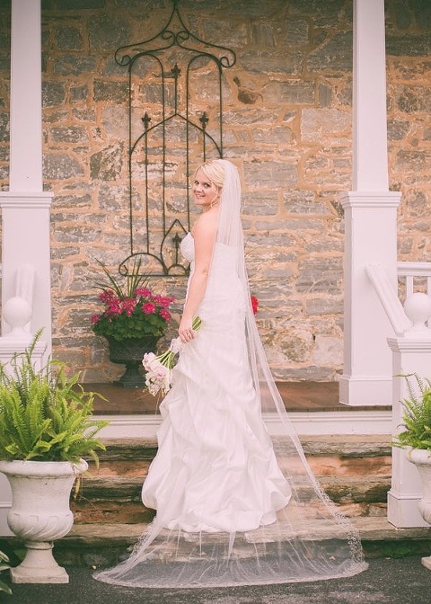 Walkers Overlook Wedding || Leah Rhianne Photography || Charm City Wed || www.charmcitywed.com