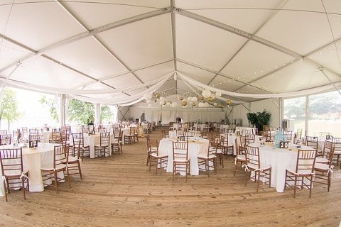 Walkers Overlook Wedding || Leah Rhianne Photography || Charm City Wed || www.charmcitywed.com