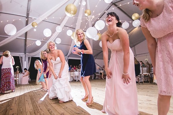 Walkers Overlook Wedding || Leah Rhianne Photography || Charm City Wed || www.charmcitywed.com