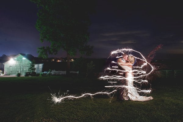 Walkers Overlook Wedding || Leah Rhianne Photography || Charm City Wed || www.charmcitywed.com