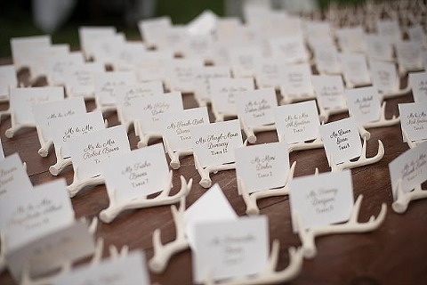 Backyard Waterfront Wedding || Mike B Photography || Charm City Wed || www.charmcitywed.com