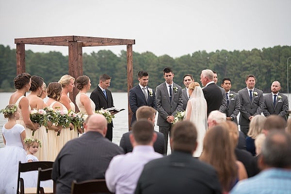 Backyard Waterfront Wedding || Mike B Photography || Charm City Wed || www.charmcitywed.com