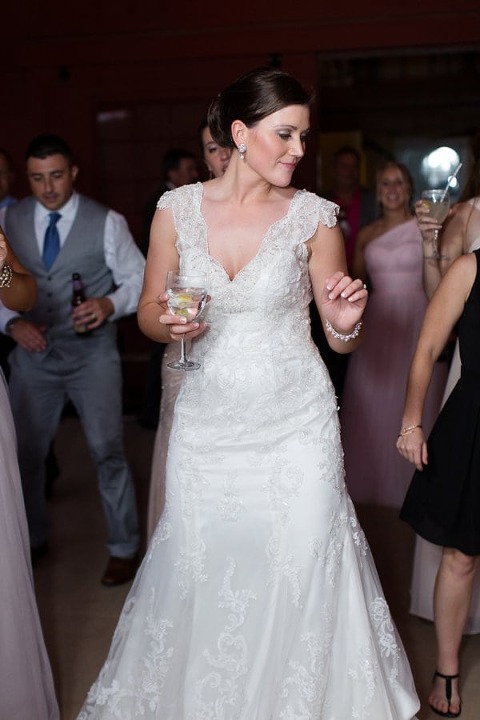 The Barn at Timberlake Farm Wedding || Candice Adelle Photography || Charm City Wed || www.charmcitywed.com