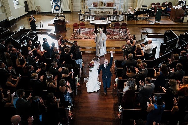 Elkridge Furnace Inn Wedding || Love Life Images || Charm City Wed || www.charmcitywed.com