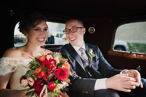 Elkridge Furnace Inn Wedding || Love Life Images || Charm City Wed || www.charmcitywed.com