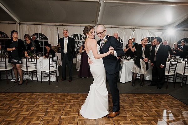 Elkridge Furnace Inn Wedding || Love Life Images || Charm City Wed || www.charmcitywed.com